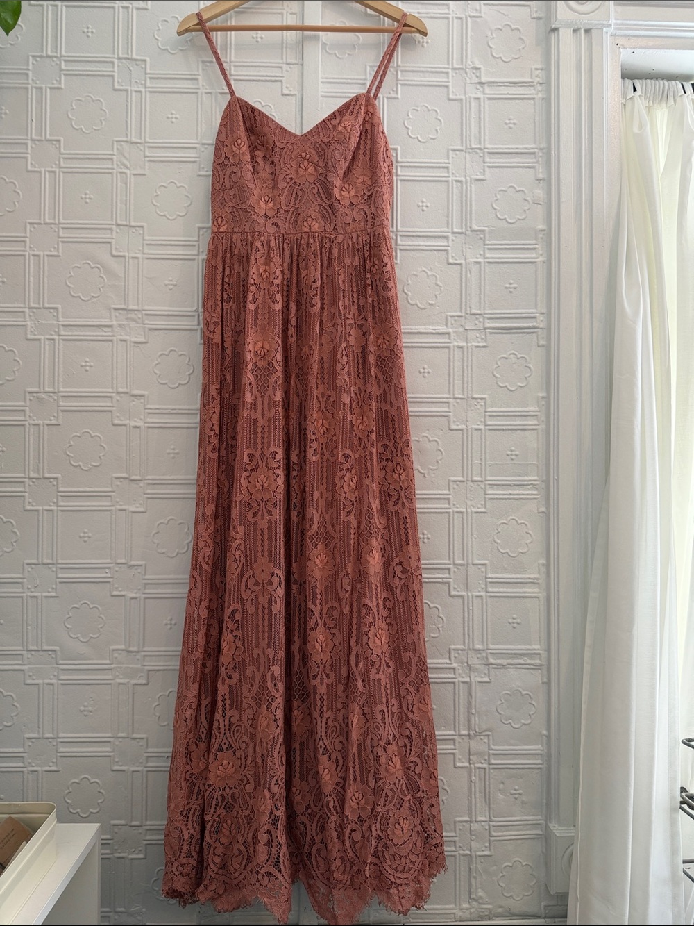 David's Bridal DB Studio Desert Coral Lace Maxi Dress Size 8 F20478